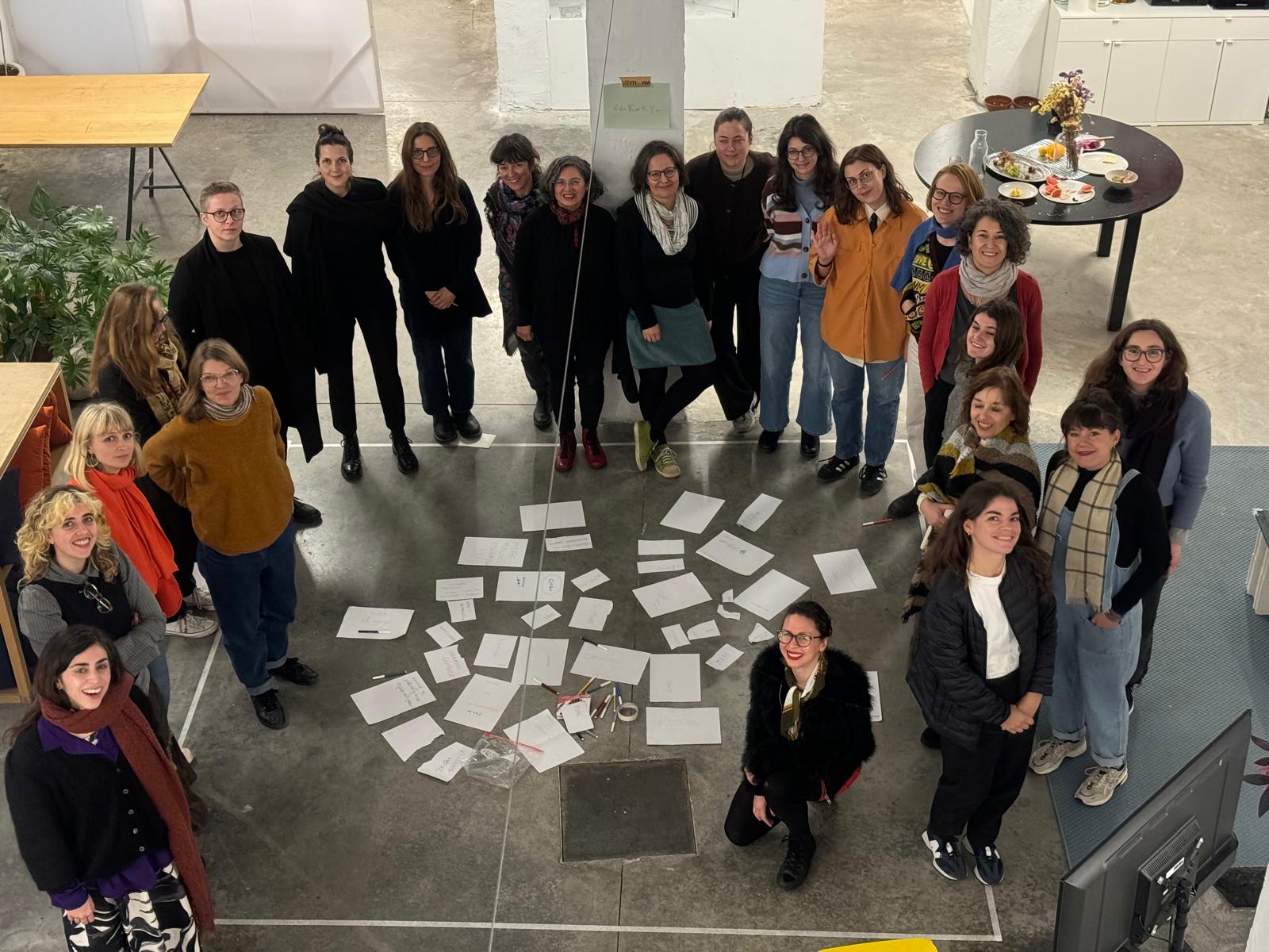 Doing, moving differently. Is a feminist university possible